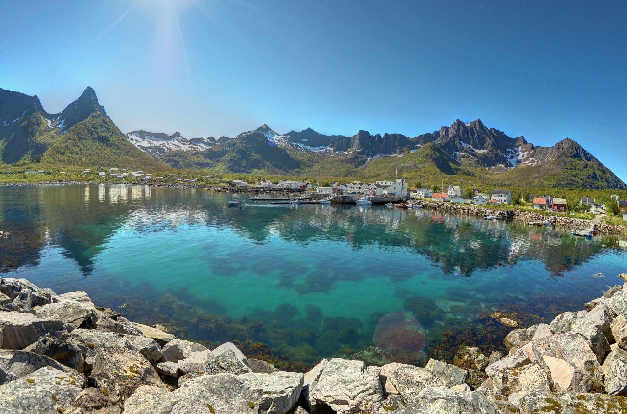 ホテル Mefjord Brygge トロムソ エクステリア 写真